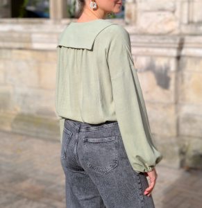 Patron de blouse avec un col - Blouse Manna - Anna Rose patterns