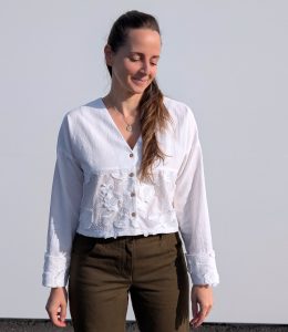 Blouse cousue dans les chutes - Anna Rose patterns